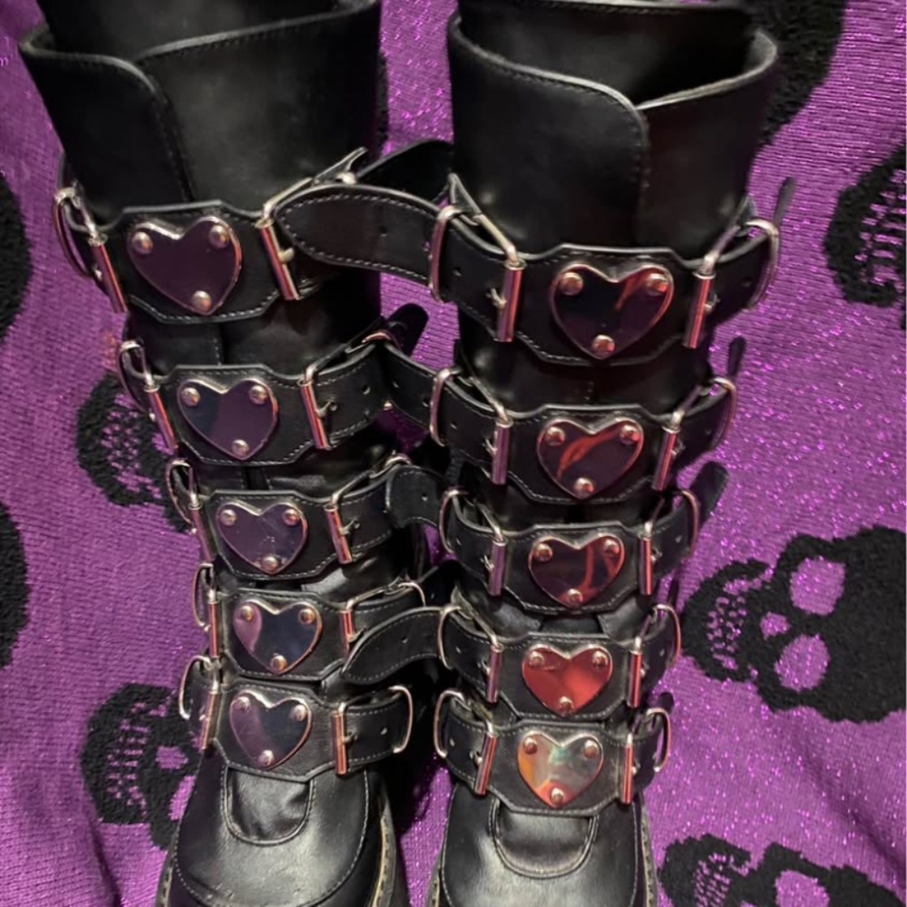 Demonias platform boots